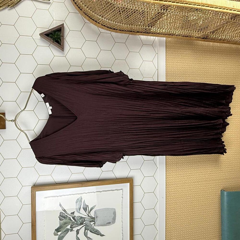 Vince Pleated V-Neck Satin Burgundy Knee Length Dress - Size - Large - Picture 2 of 7